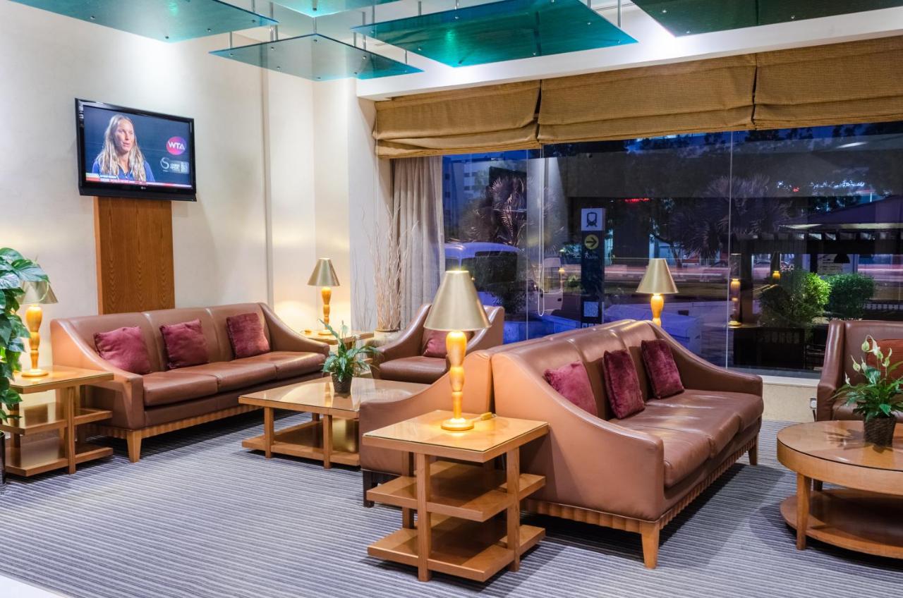 Avenue Hotel Dubai photo