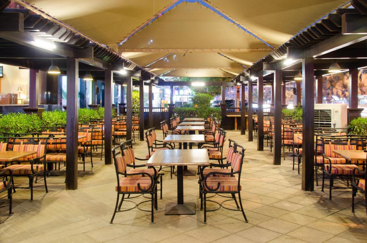 Avenue Hotel Dubai photo