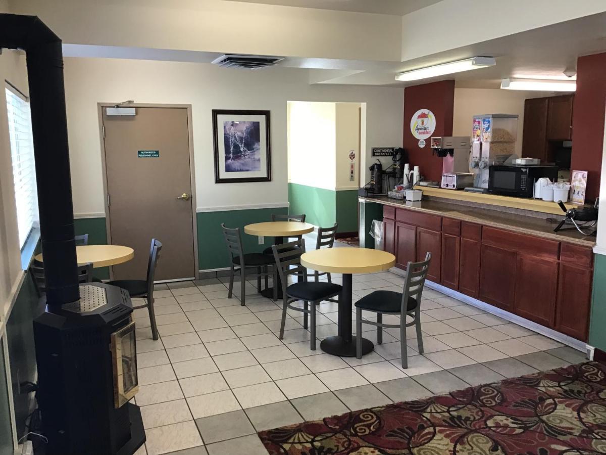 Hotel Salmon — photo 10