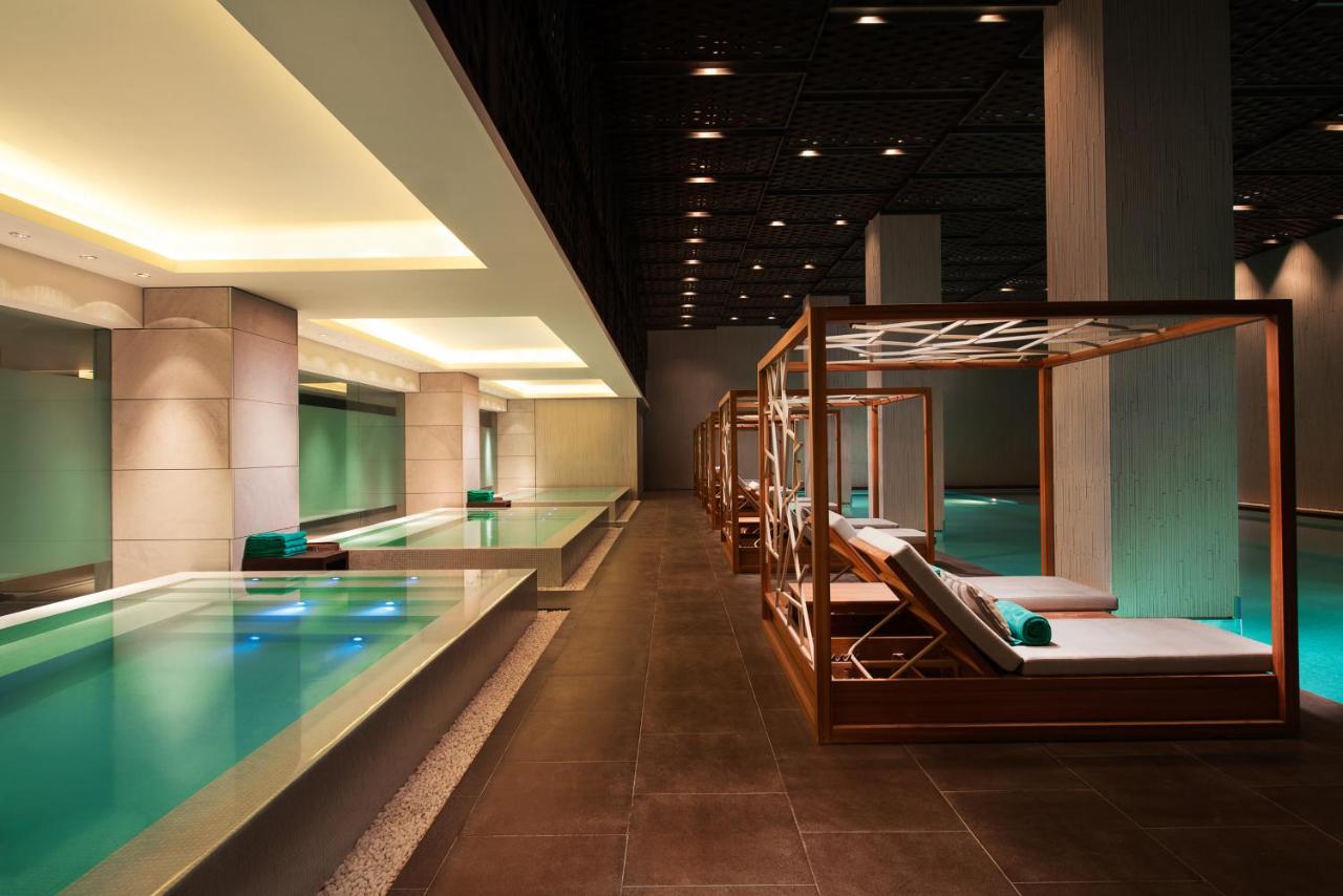 Banyan Tree Shanghai On The Bund photo