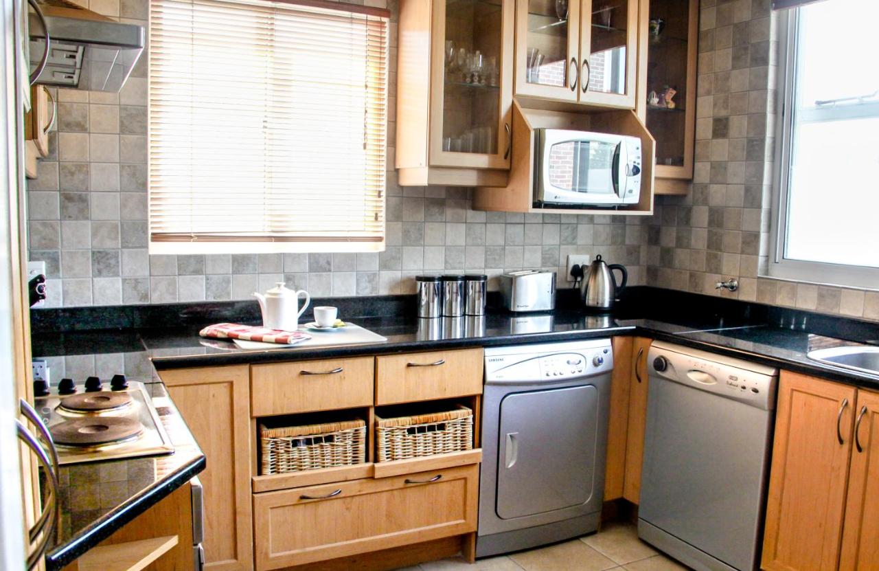 438 St Martini Gardens - 5