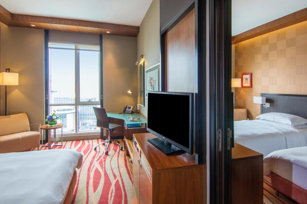 Radisson Blu Hotel, Dubai Media City photo
