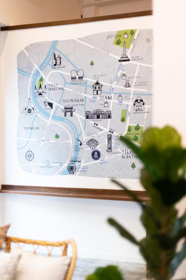 Warm Window Silom - 2