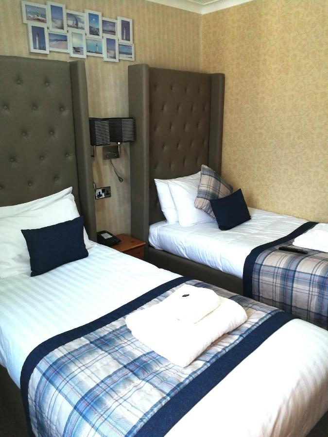 Torbay Court Hotel - Laterooms