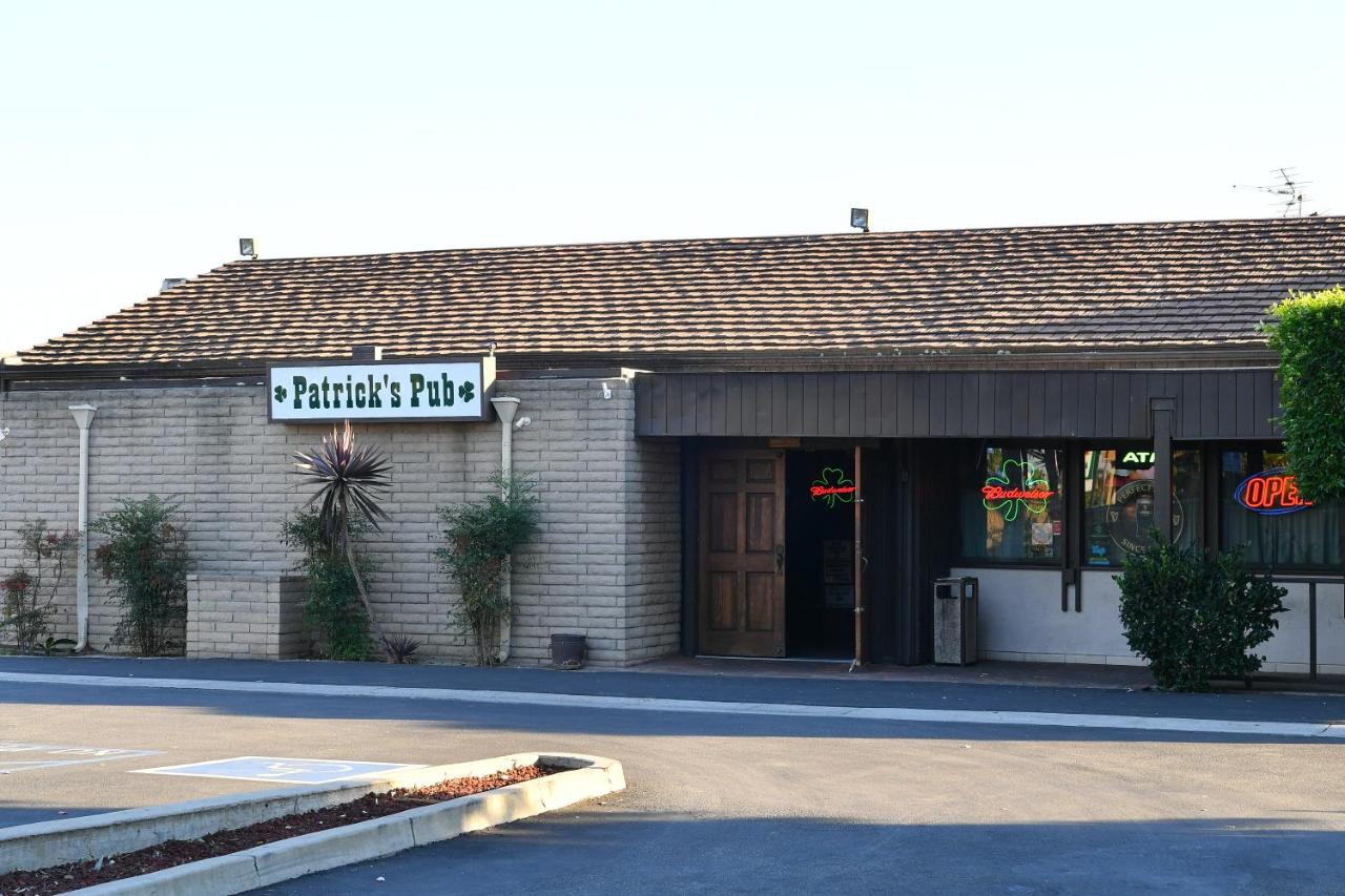 Costa Mesa Inn - Newport Beach Area — photo 14