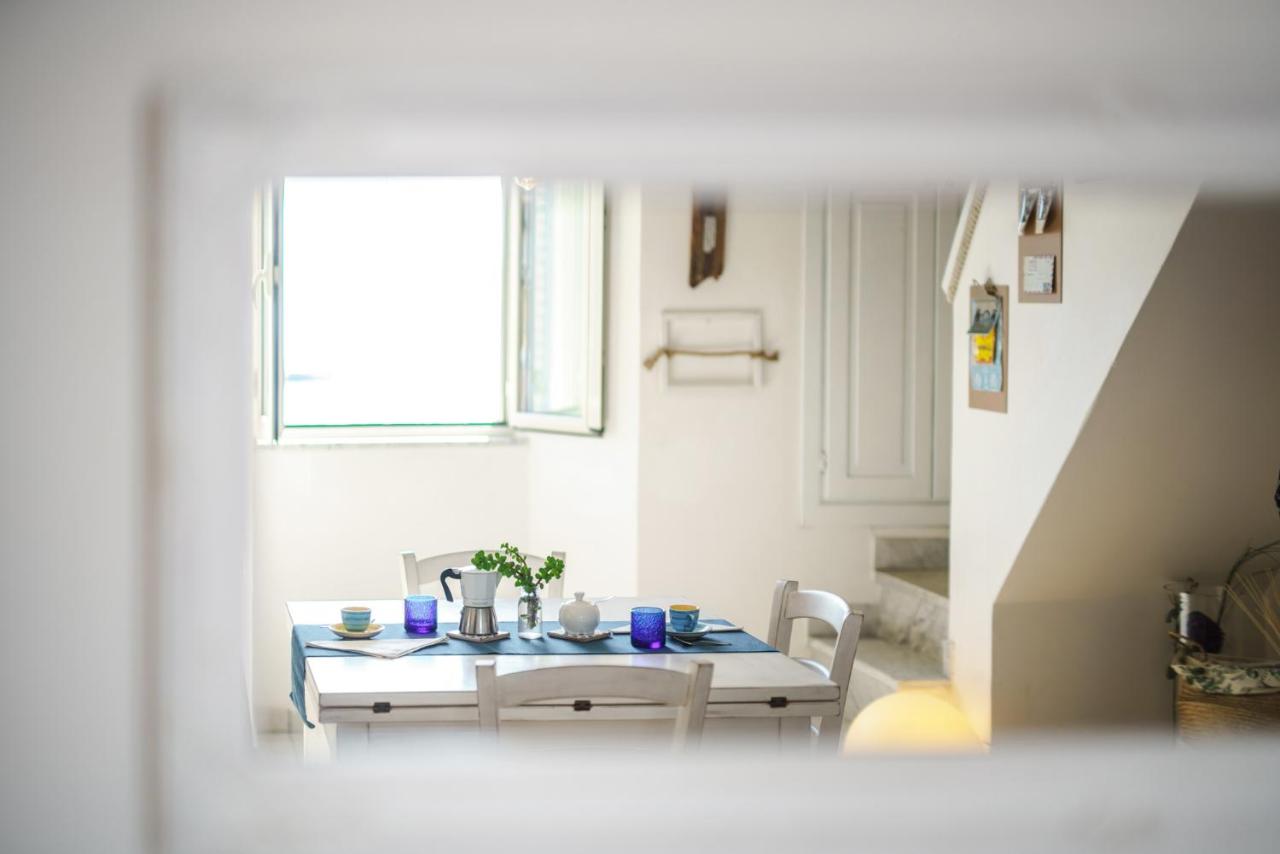 Corricella Sea Window - Gioia Apartments photo