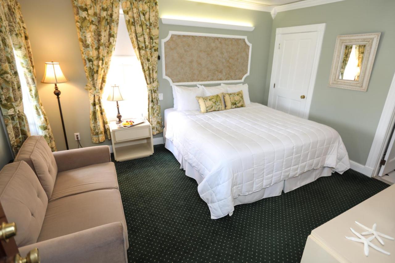 The Ocean Plaza Hotel — photo 24