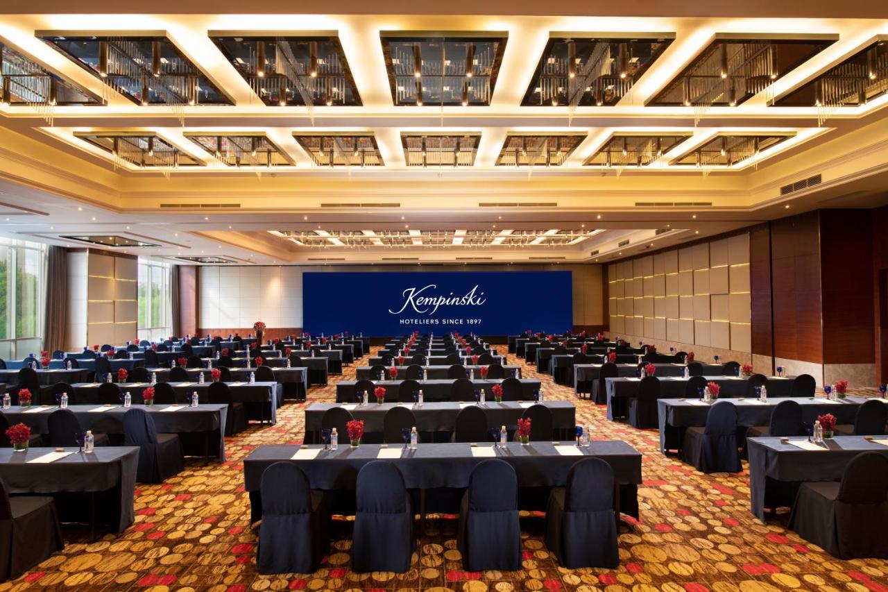 Kempinski Hotel Beijing Yansha Center photo