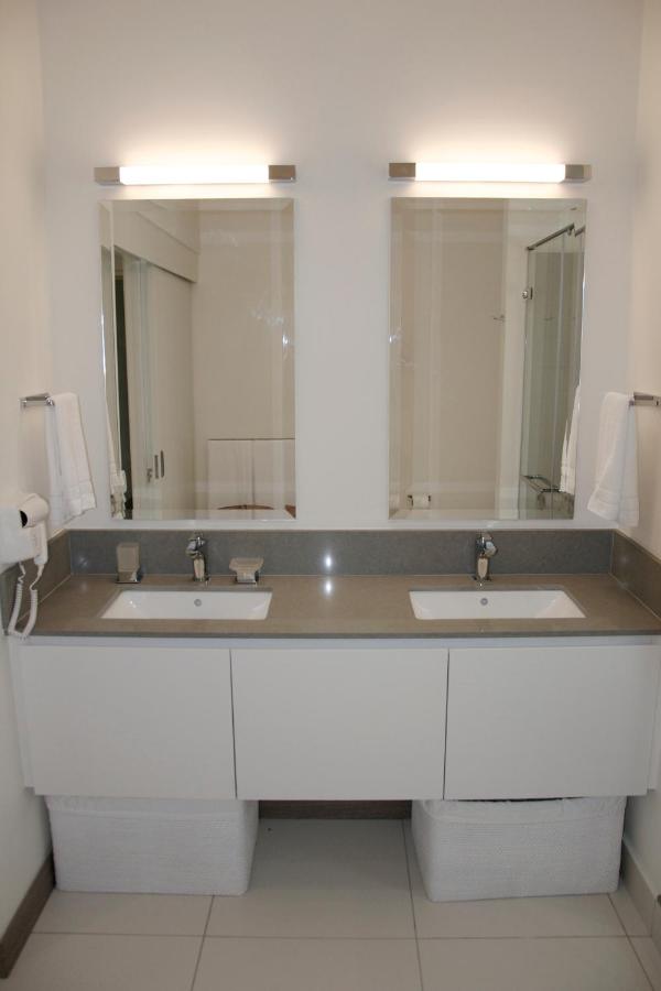 Summer Breeze Beachfront Luxury Apartment Pointe d'Esny - 3