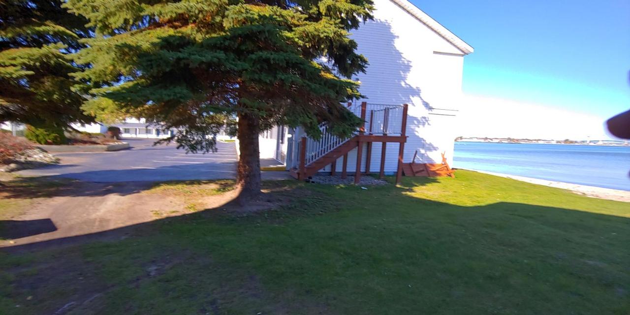 Sundown Motel — photo 24