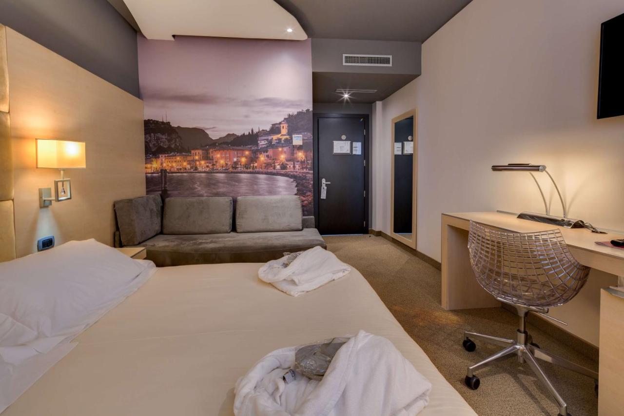 Best Western Plus Hotel Expo photo