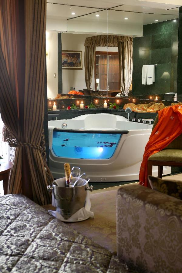 Adams Beach Hotel & Spa photo