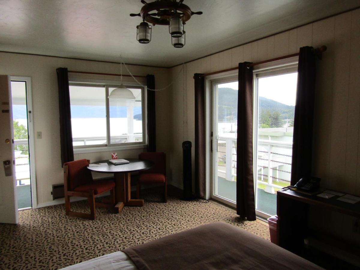 Captain's Choice Motel — photo 4