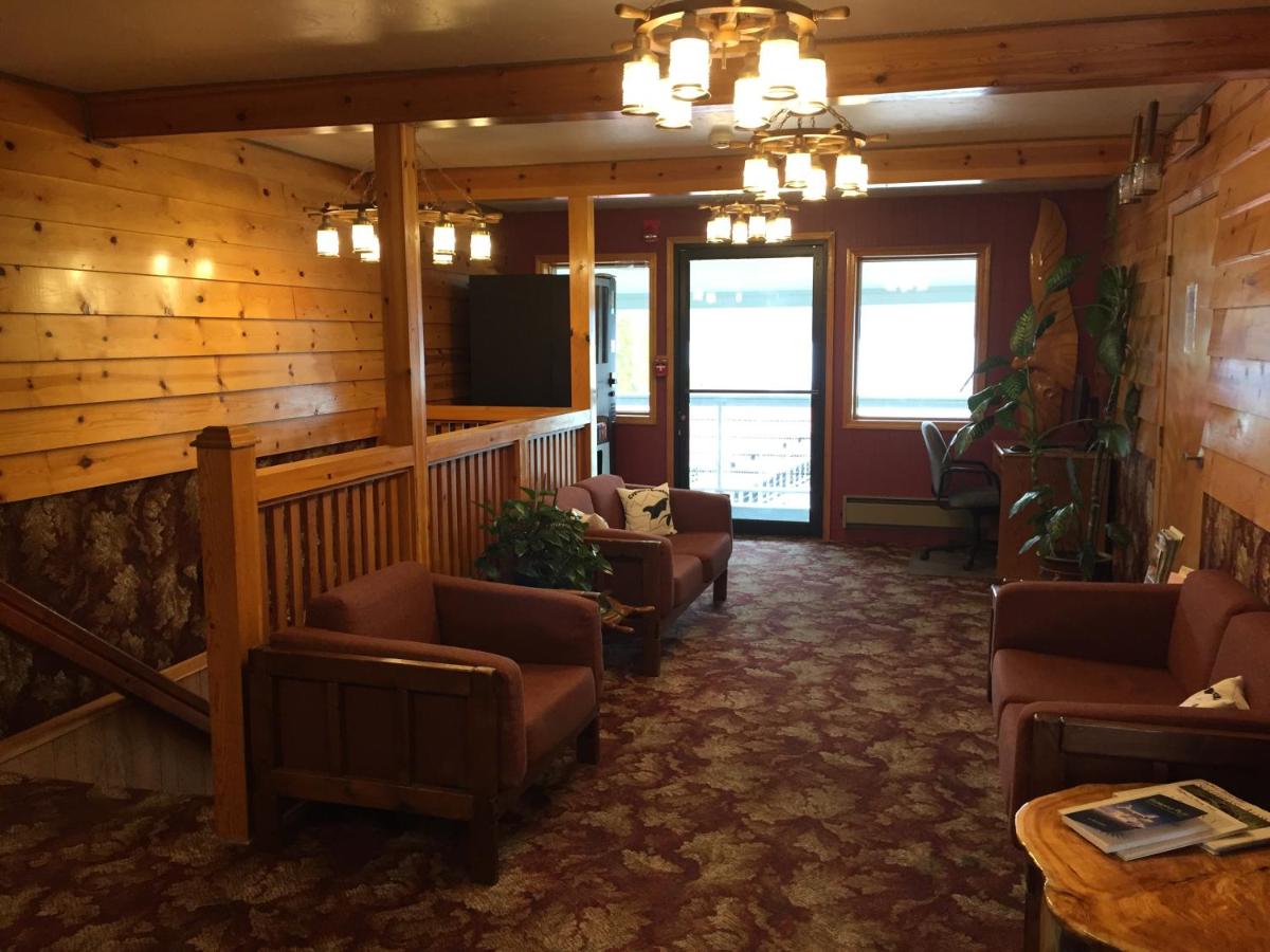 Captain's Choice Motel — photo 23