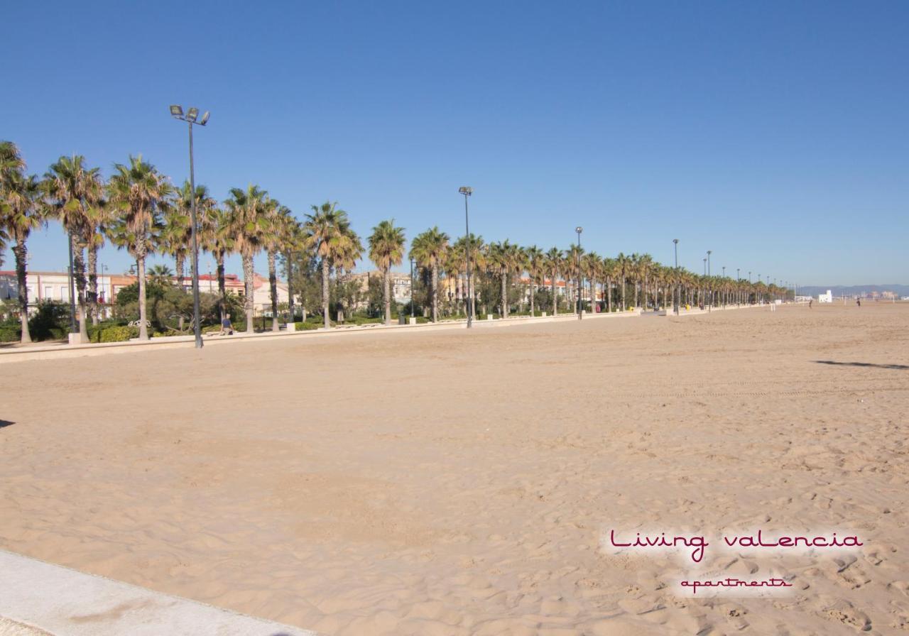 Apartment Playa Valencia - Malvarrosa Beach, Spain - Booking.com