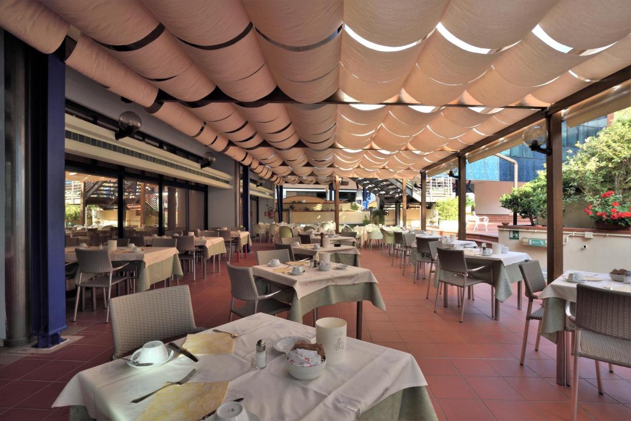 Grand Hotel Astoria - 5