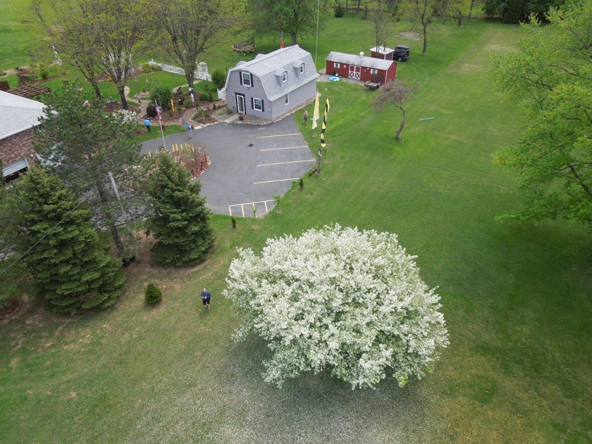 The Carriage House On Slope Hill — photo 8