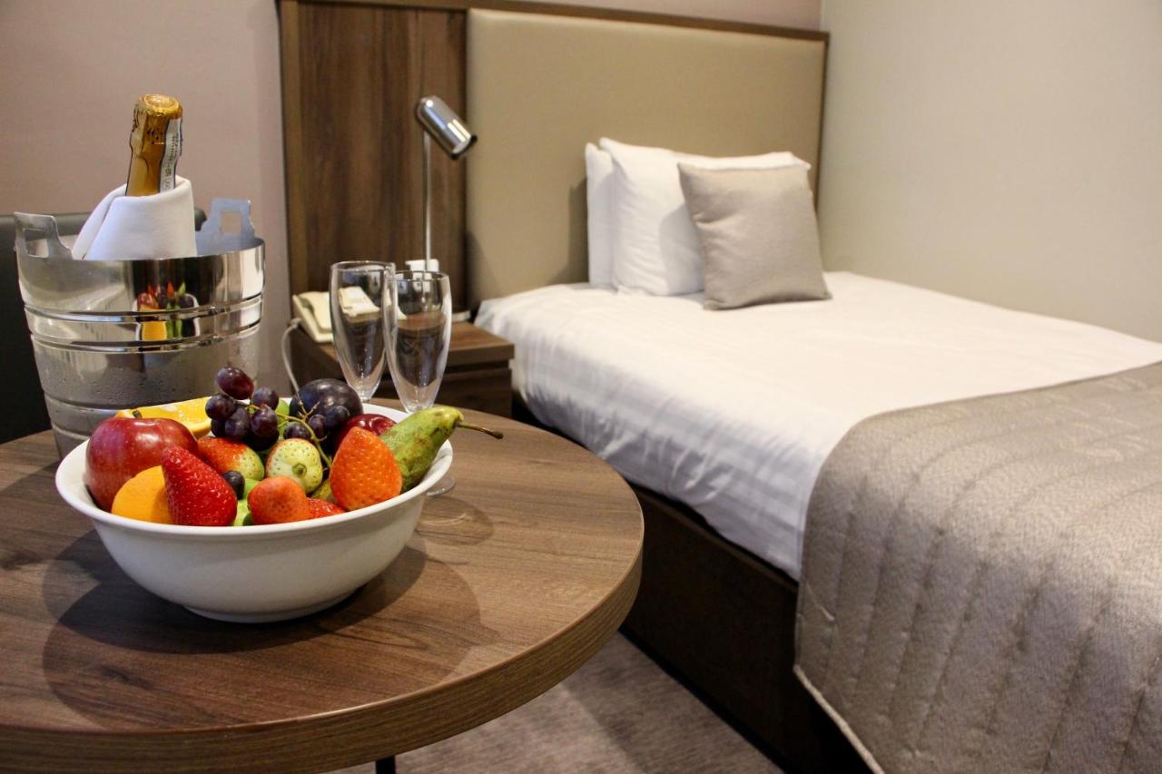 Best Western Ship Hotel photo