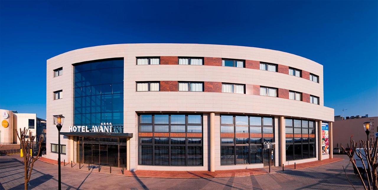 アヴァントアエロプエルト トレホン デ アルドス 22年 最新料金