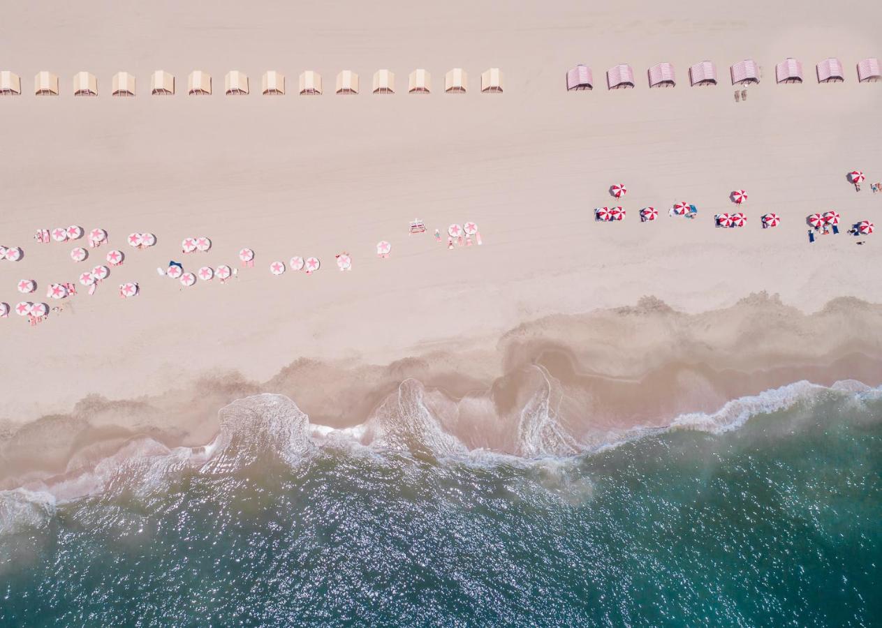 Hotel, plaża: Sandpiper Beach Club