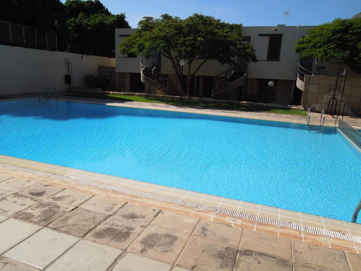 Apartment Jacaranda close to the beach, sea-view, pool, wifi ...