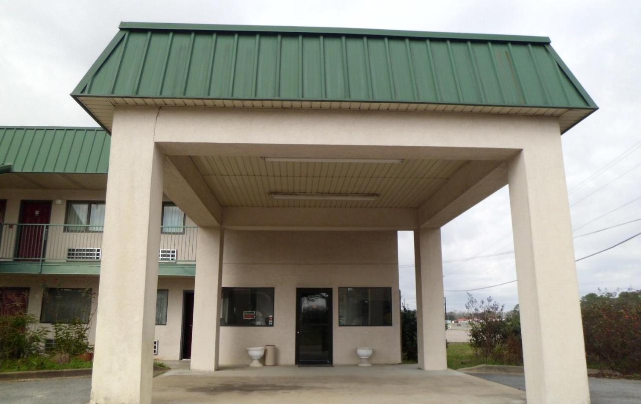 Western Motel - Camilla — photo 1