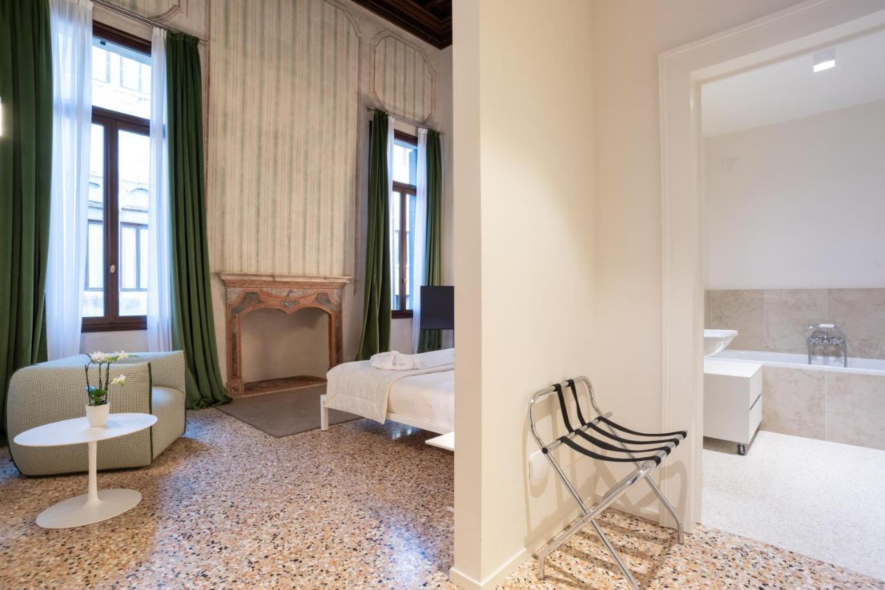 Palazzo Vendramin Costa - 3