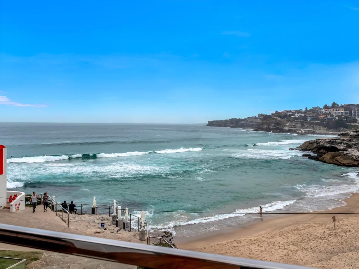 Beach: Tamarama Apartments