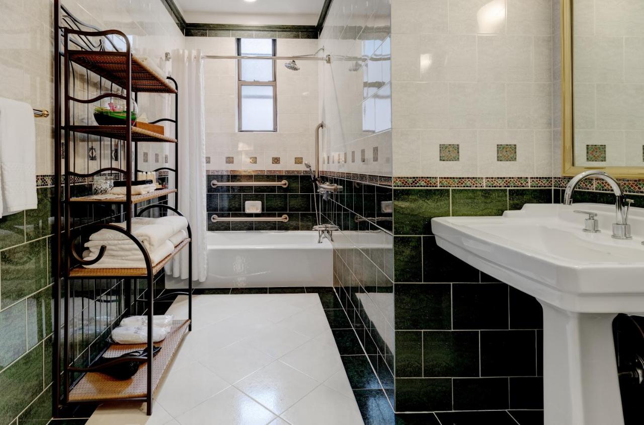 Casablanca Hotel by Library Hotel Collection - 3