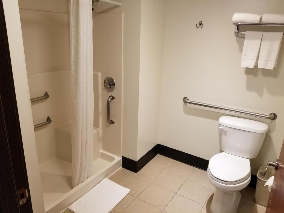 Best Lynnwood Inn — photo 15