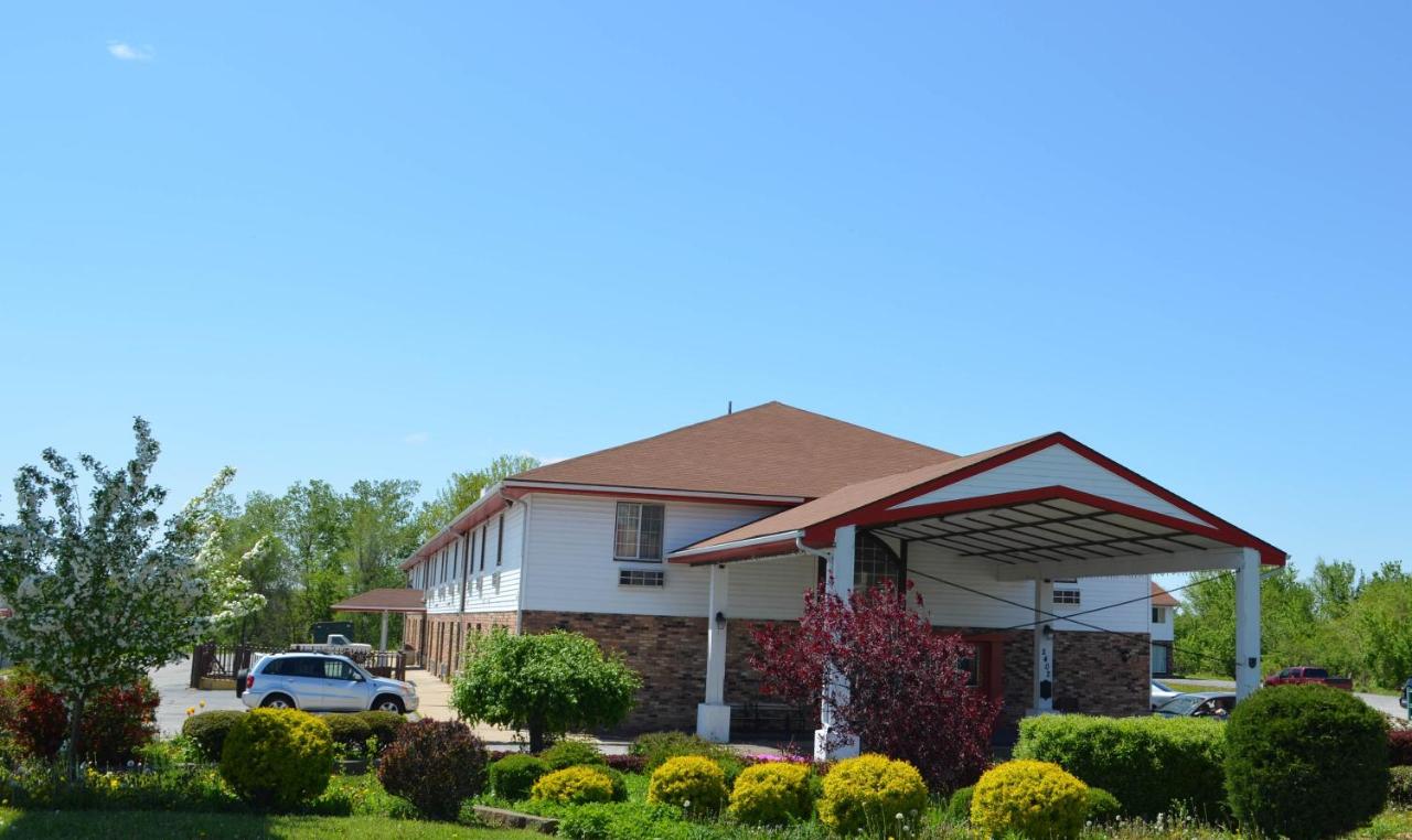 Travelodge Inn Suites By Wyndham Muscatine Muscatine Updated 2021 Prices