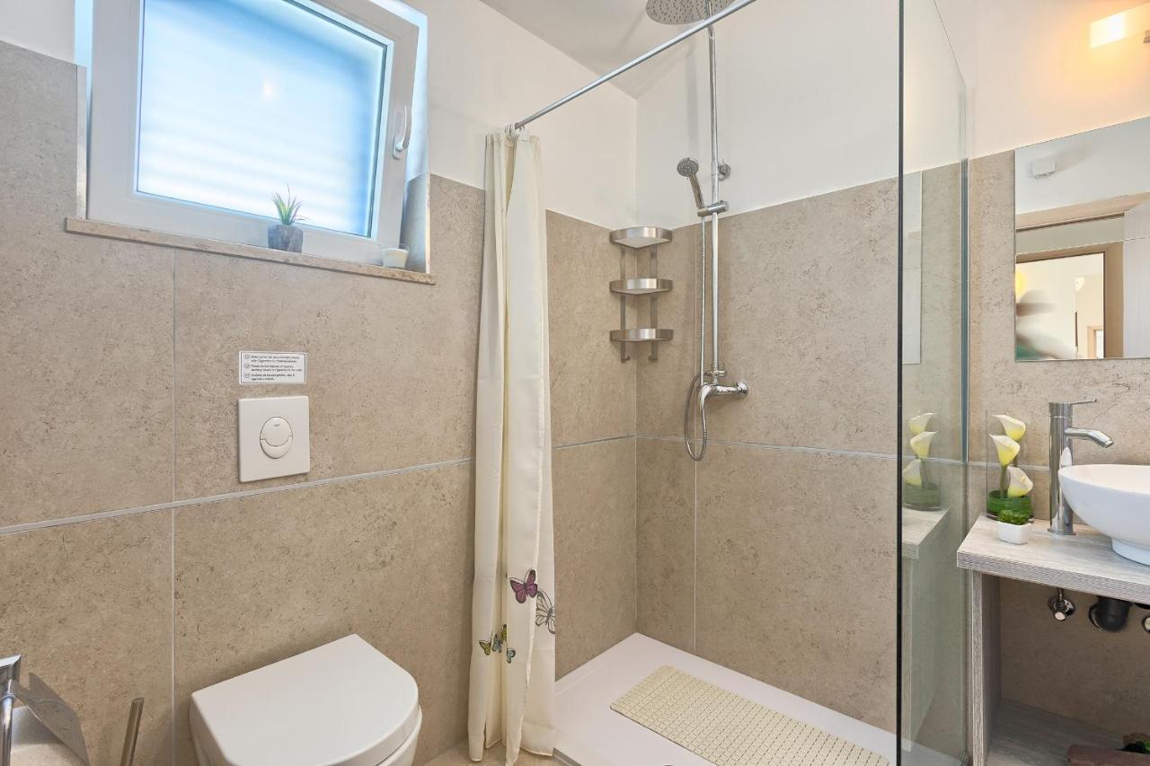 Villa 1520 photo