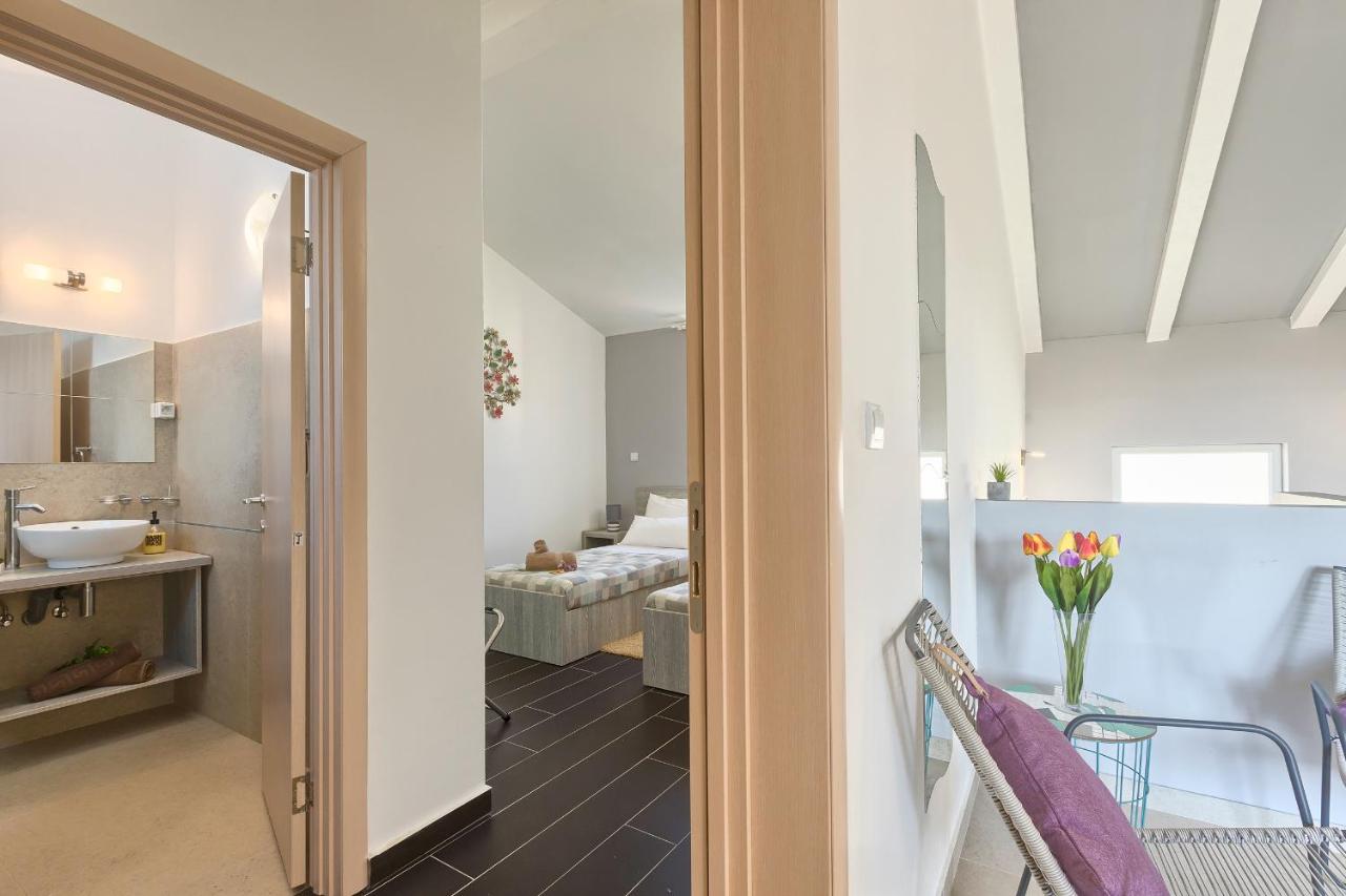 Villa 1520 photo