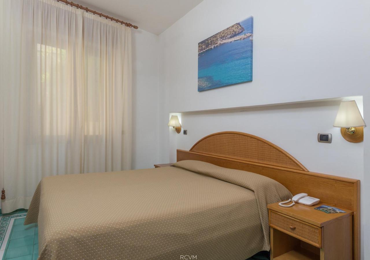 Hotel Sporting photo