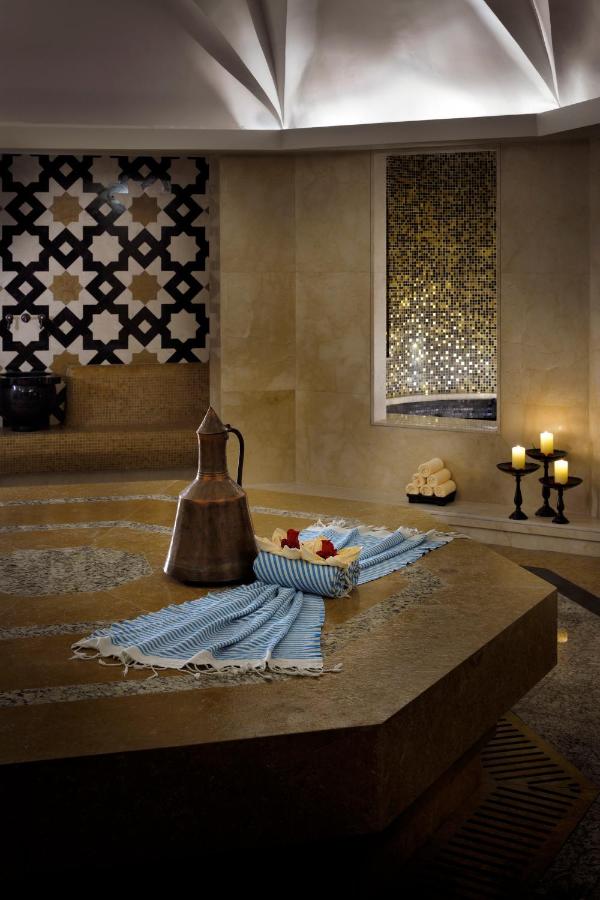 Spa hotel: Anantara Qasr al Sarab Desert Resort