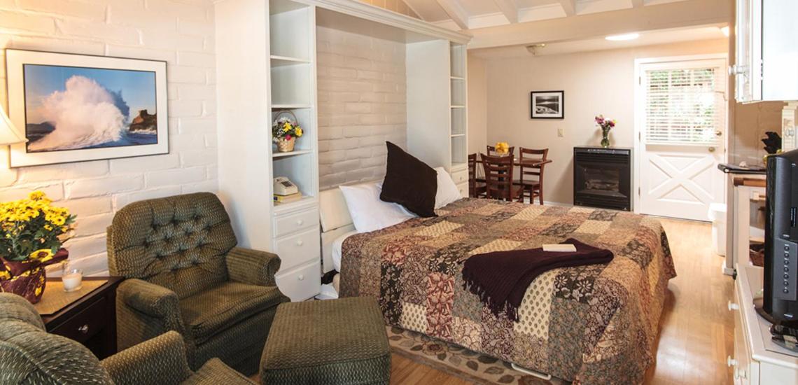 Pine Acres Lodge — photo 15