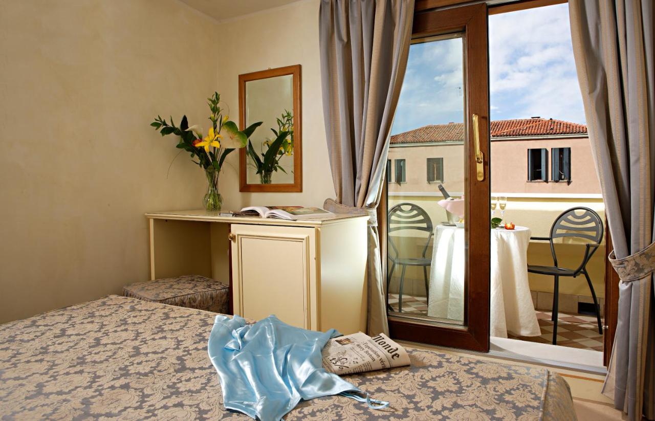 Hotel Carlton Capri - 3