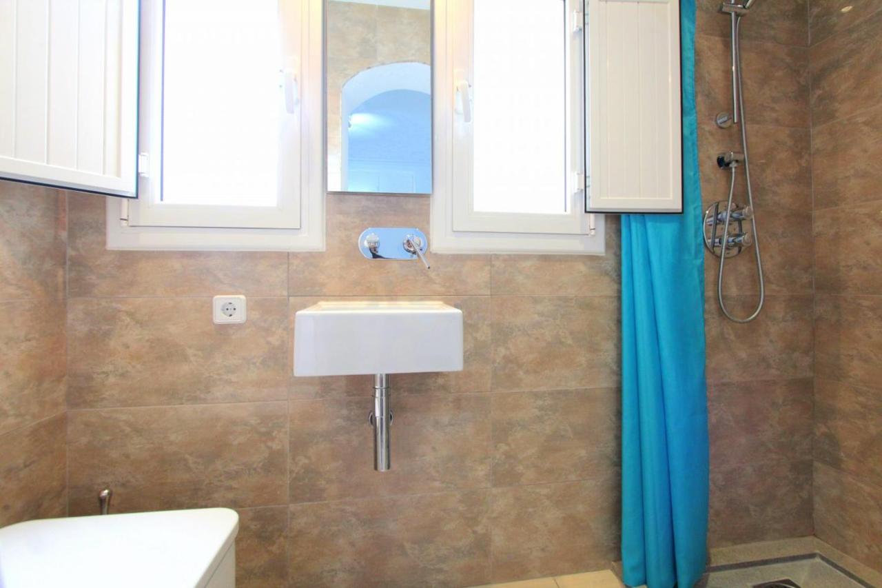 Villa Leon Inmo Pani 166 E - 11084 (Spanje Empuriabrava ...