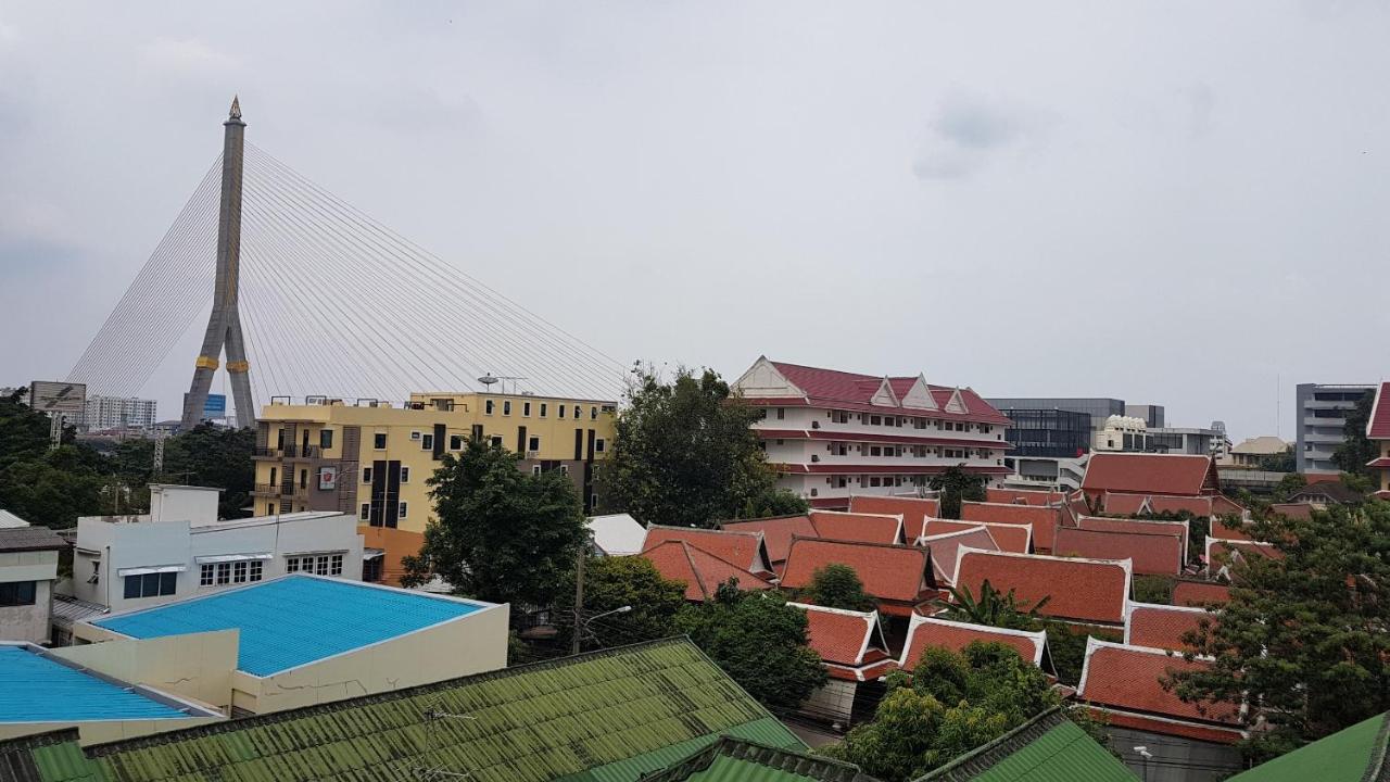 Samsen Sam Place - 4