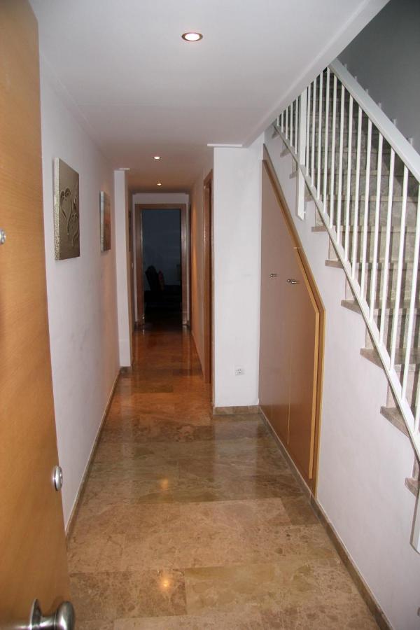 Holiday Apartments Malvarrosa Beach, Valencia – Updated 2022 ...