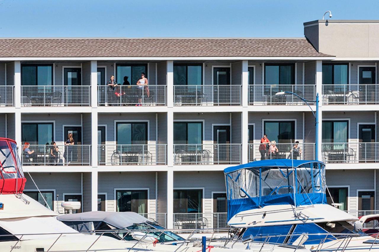 Park Point Marina Inn — photo 8