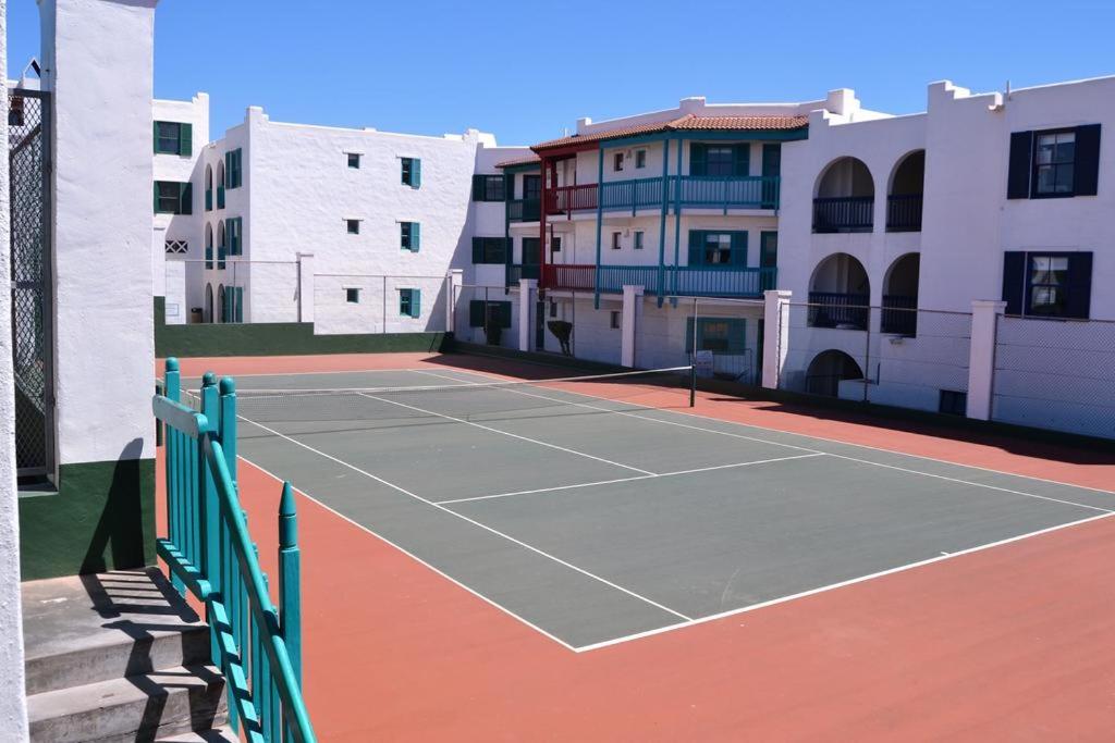 Tennis court: Kaliva 595