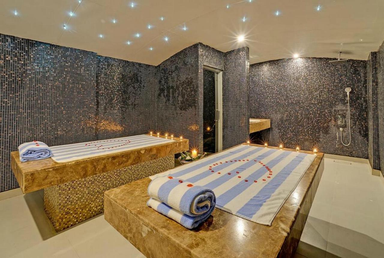 Ramee Palace Hotel photo