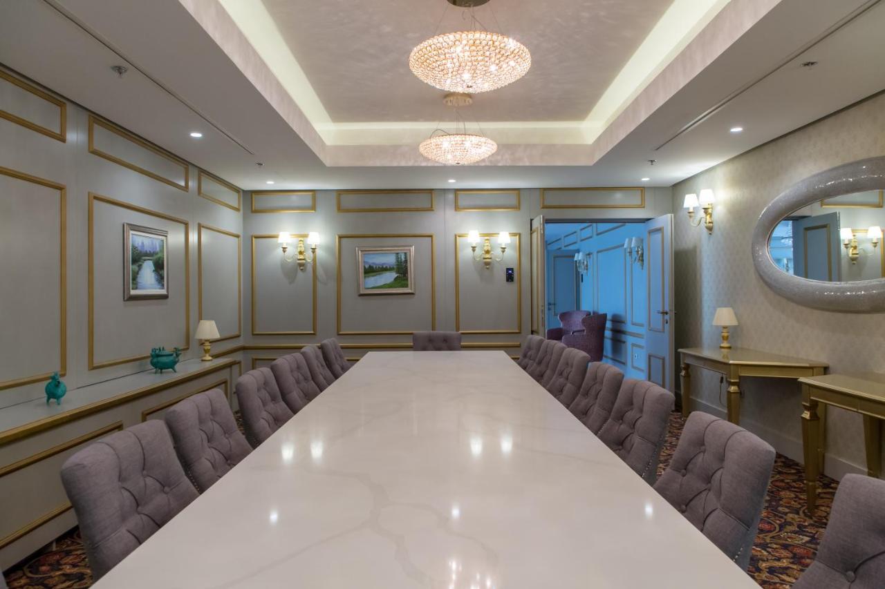 Swissotel Sarajevo photo