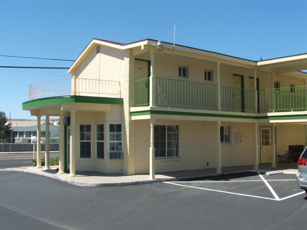 Mohave Inn — photo 10