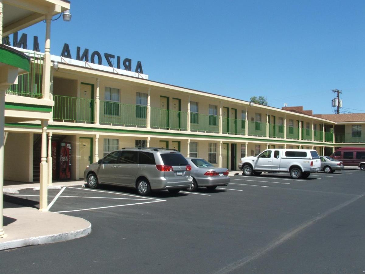 Mohave Inn — photo 13