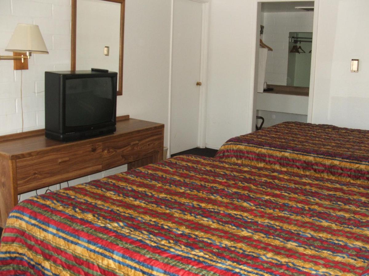 Mohave Inn — photo 22