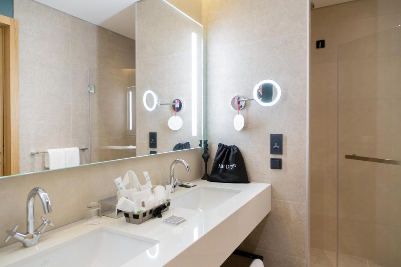 Swissotel Sarajevo photo