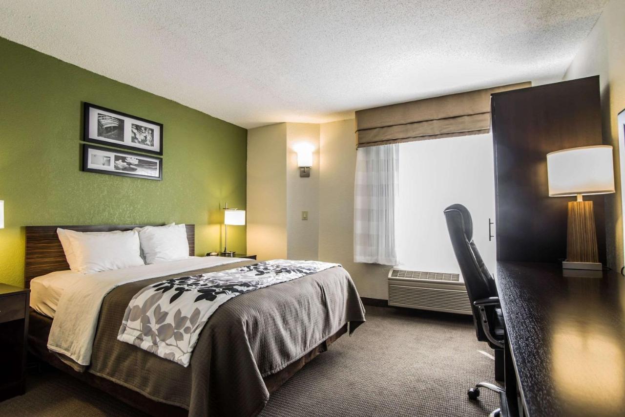 Airport Inn — photo 12