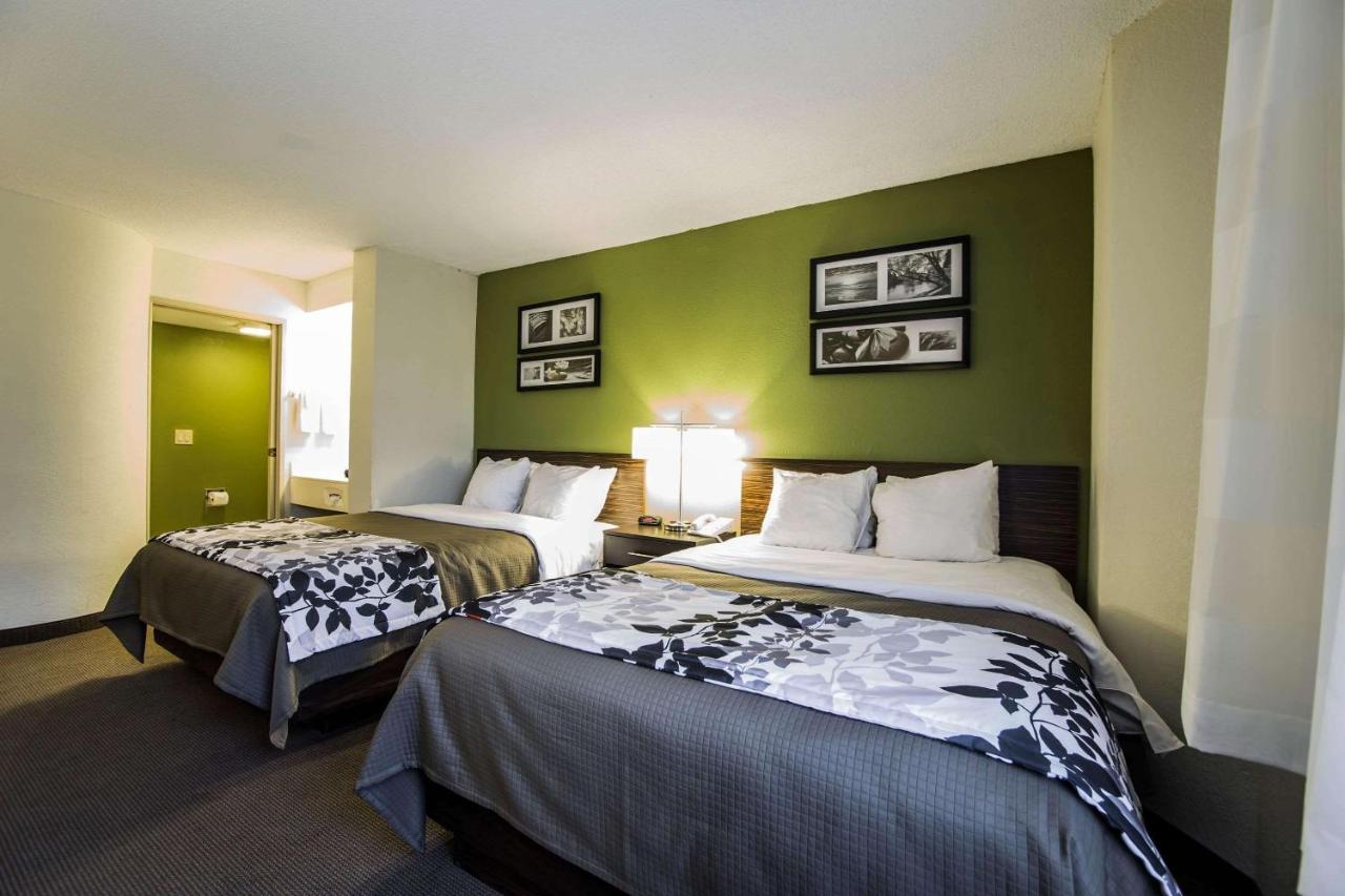 Airport Inn — photo 18